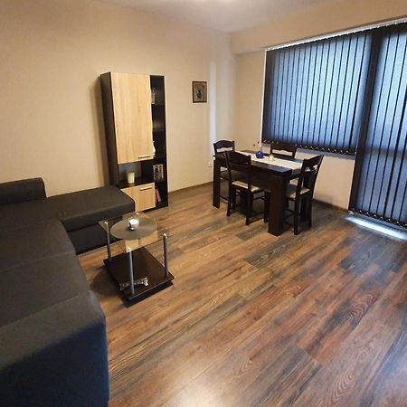 Апартамент Бонита Haskovo Ngoại thất bức ảnh